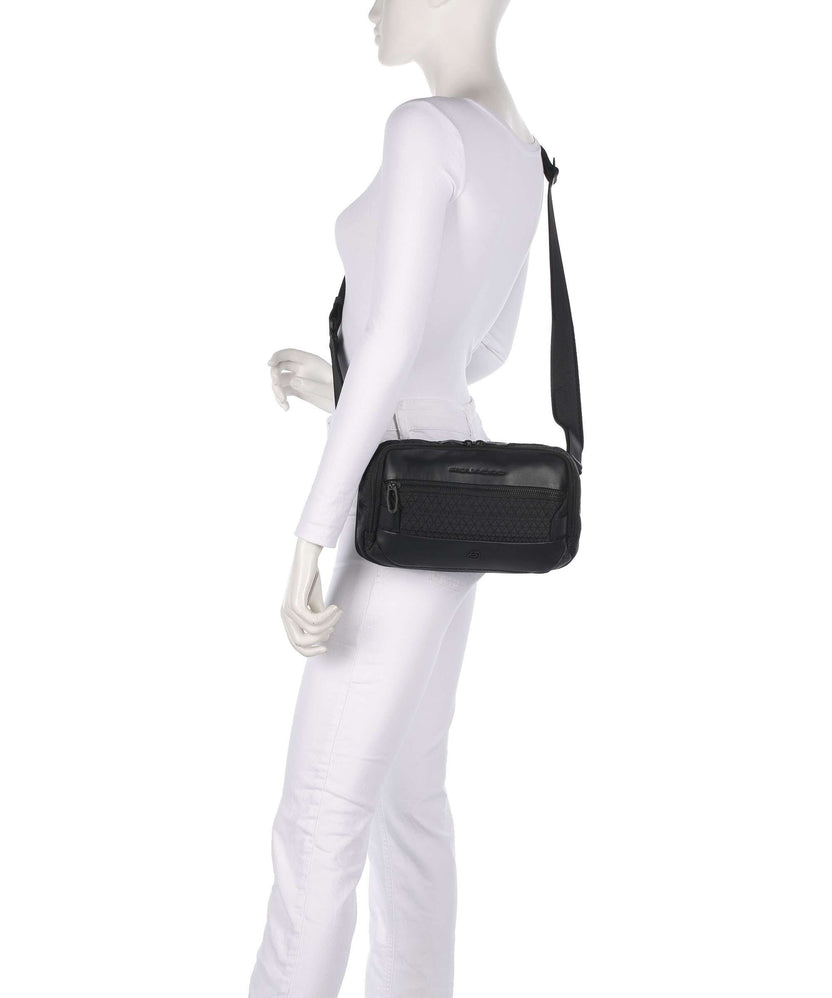 Piquadro W139 Crossbody bag nero