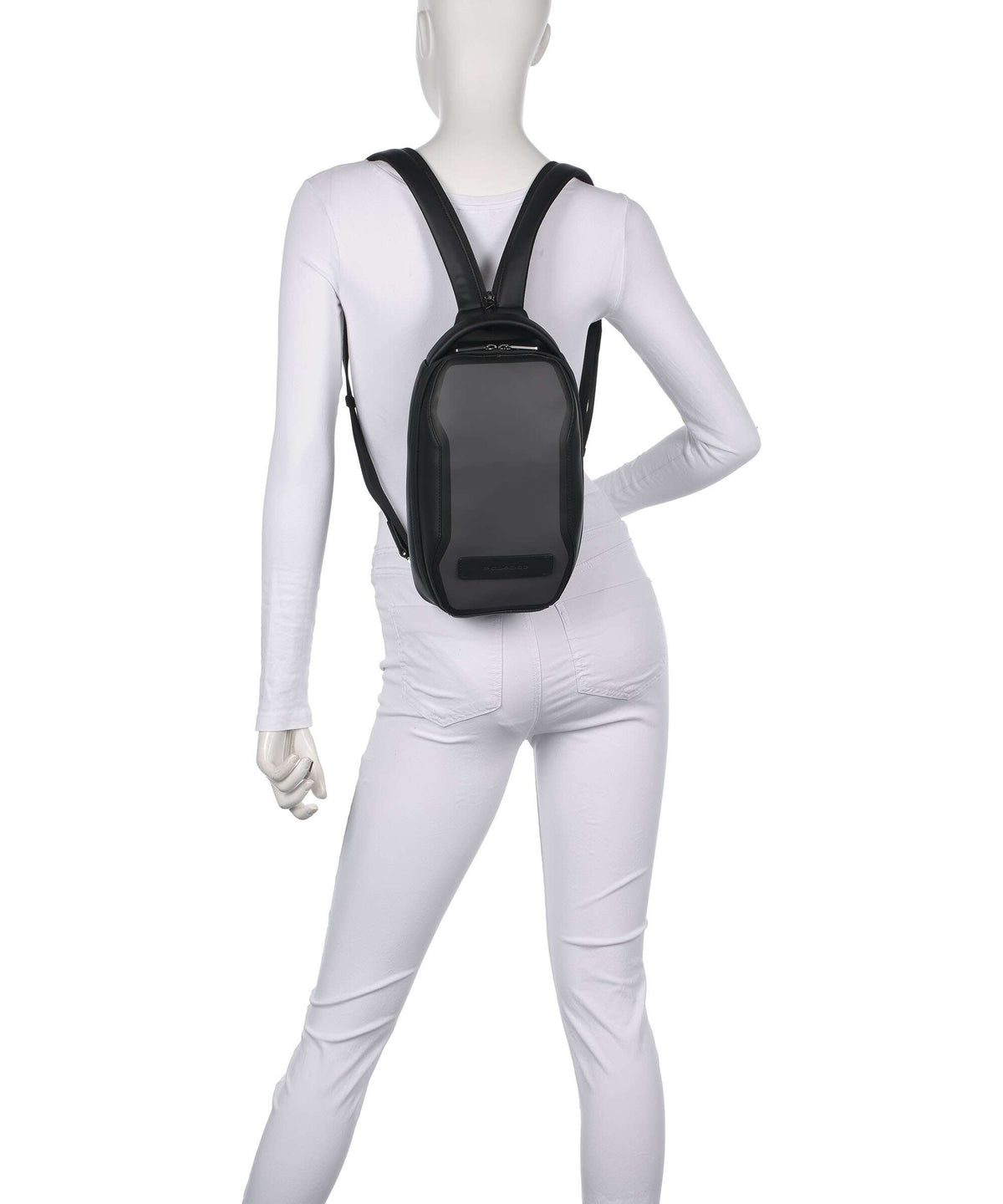 Piquadro Rover  4 Sling bag black