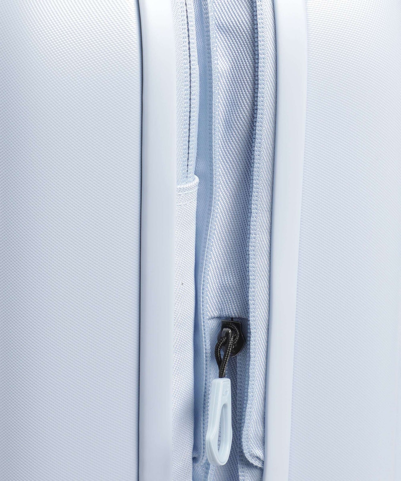 Mandarina Duck Logoduck+ Spinner (4 wheels) skyway