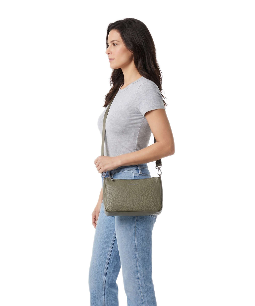 Mandarina Duck Mellow Leather Crossbody bag winter olive