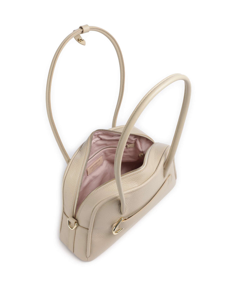 Coccinelle Paki Shoulder bag sandshell