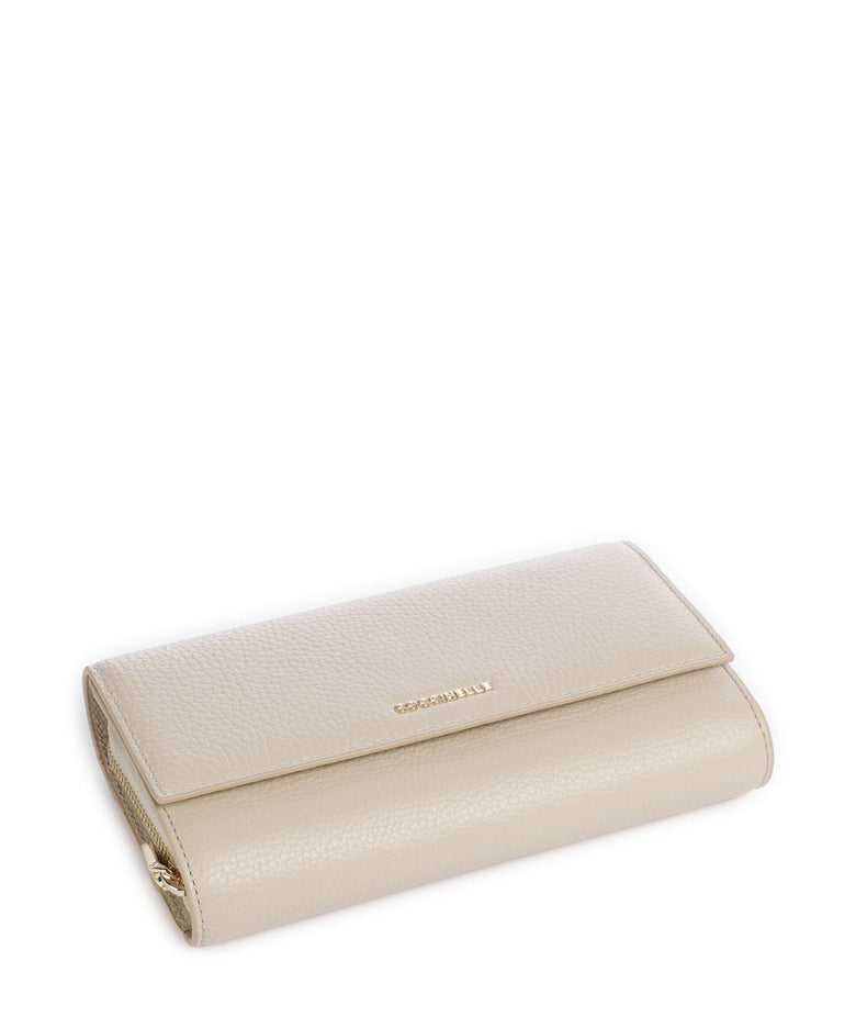 Coccinelle Metallic Soft Wallet sandshell