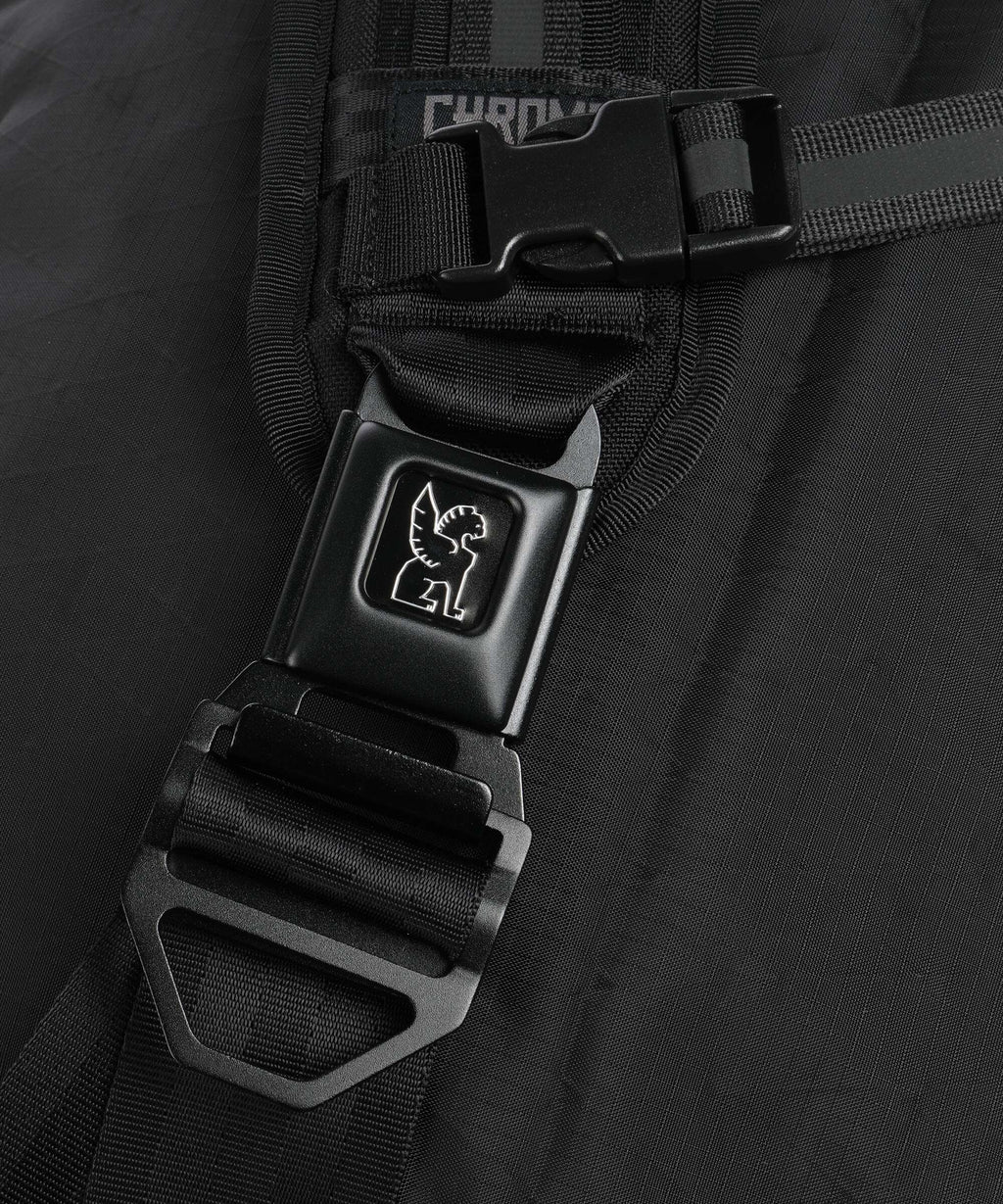 Chrome Citizen Messenger bag black