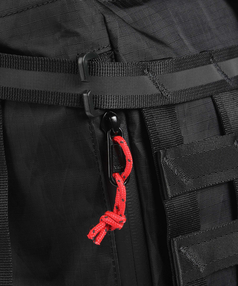 Chrome Barrage 34L Rolltop backpack black