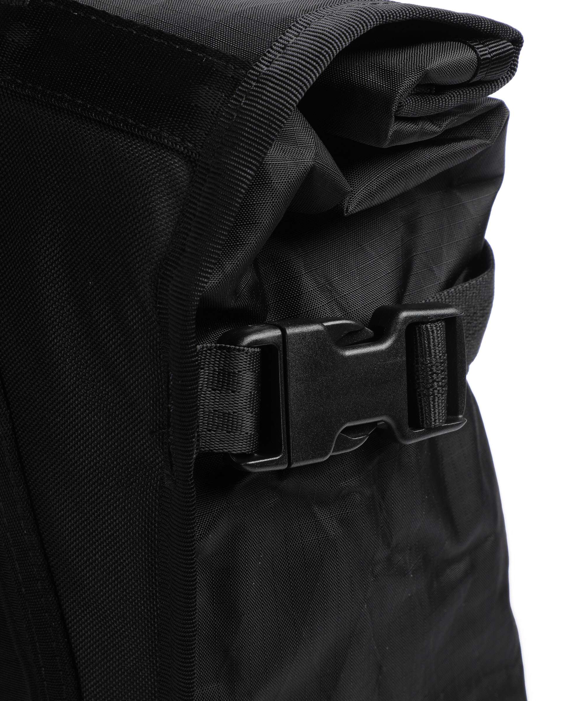 Chrome Barrage 18 Rolltop backpack black