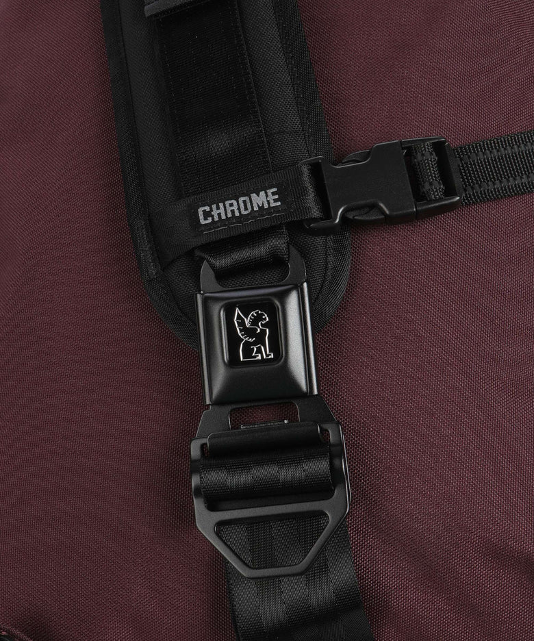 Chrome Citizen 24L Messenger bag royale