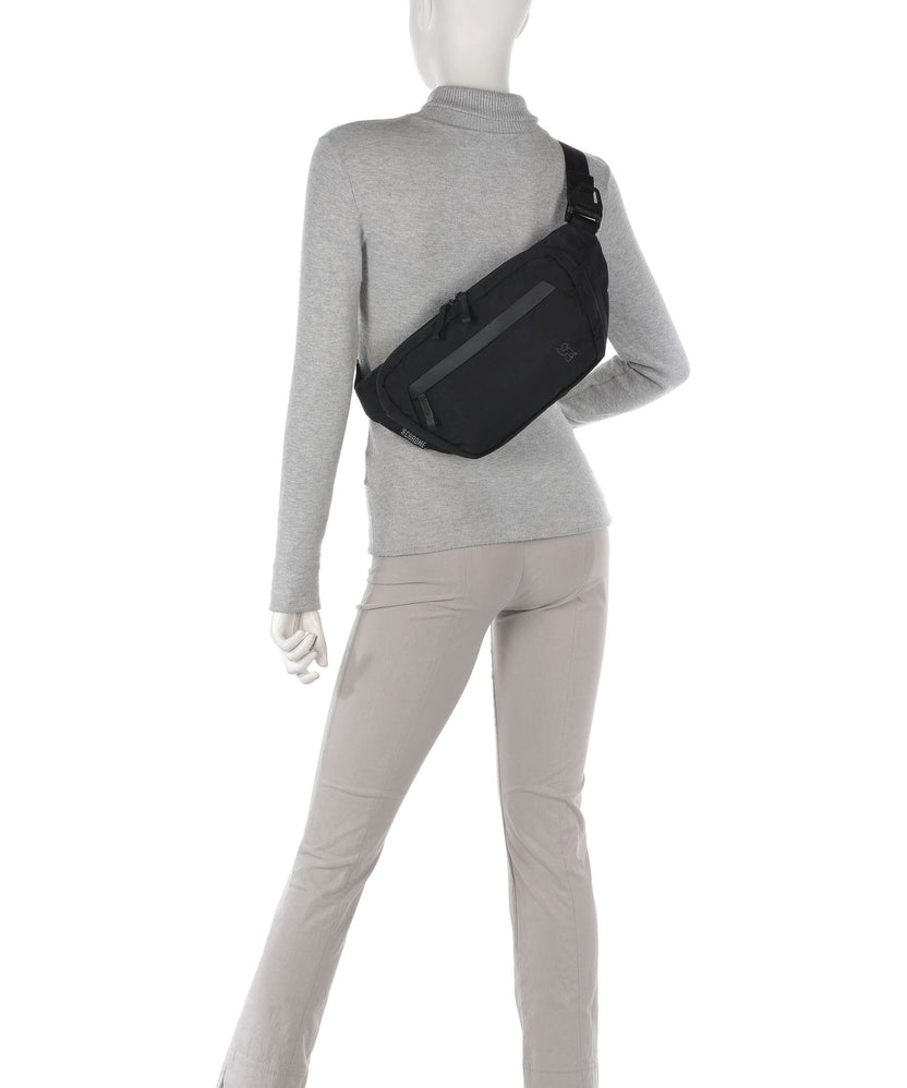 Chrome District Collection Sabin 6L Fanny pack black