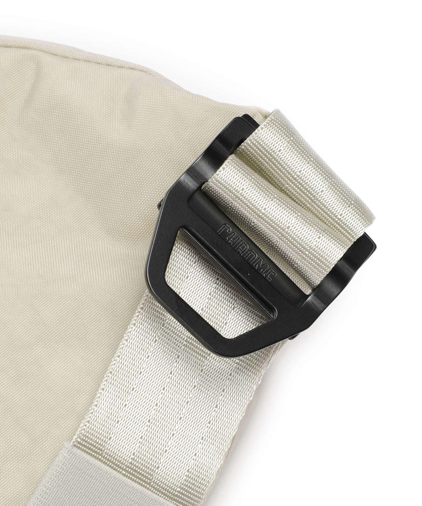 Chrome District Collection Sabin 6L Fanny pack sandstone