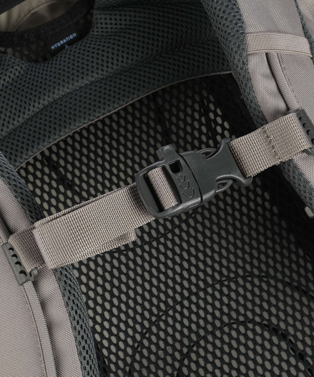 Osprey Renn 50 Trekking backpack pediment grey/linen tan