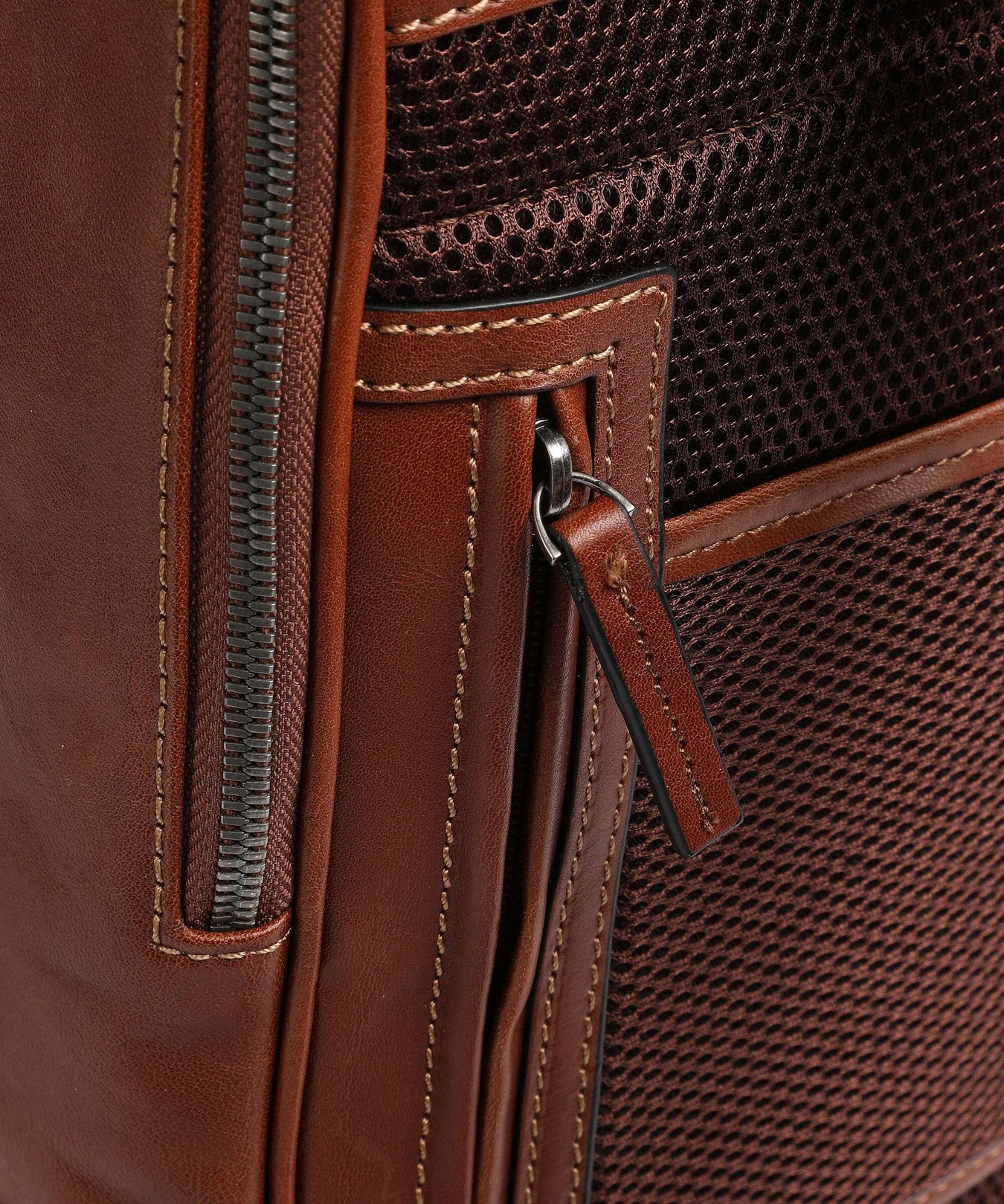 Castelijn & Beerens Verona RFID Backpack light brown