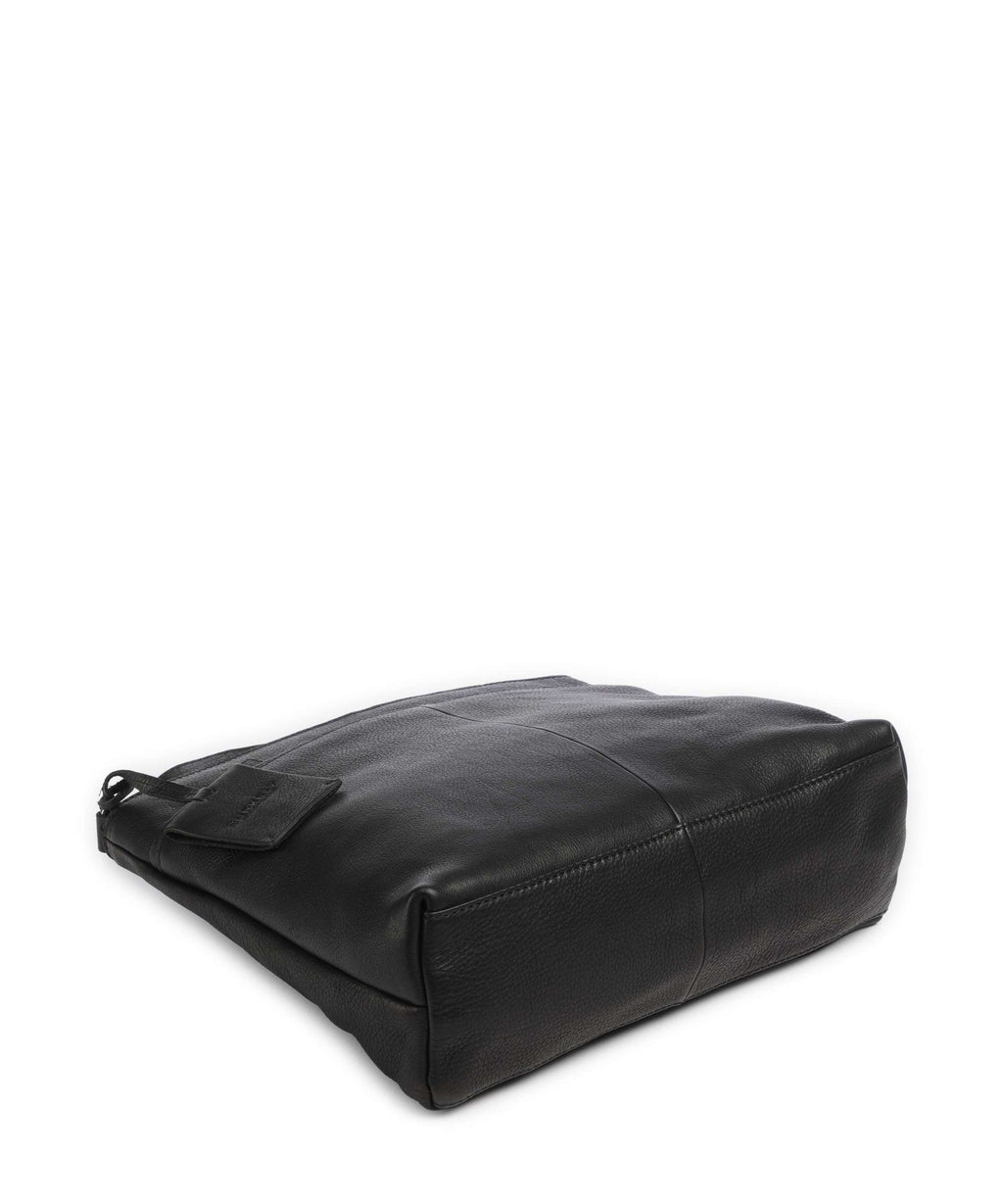 Burkely Antique Avery Crossbody bag black