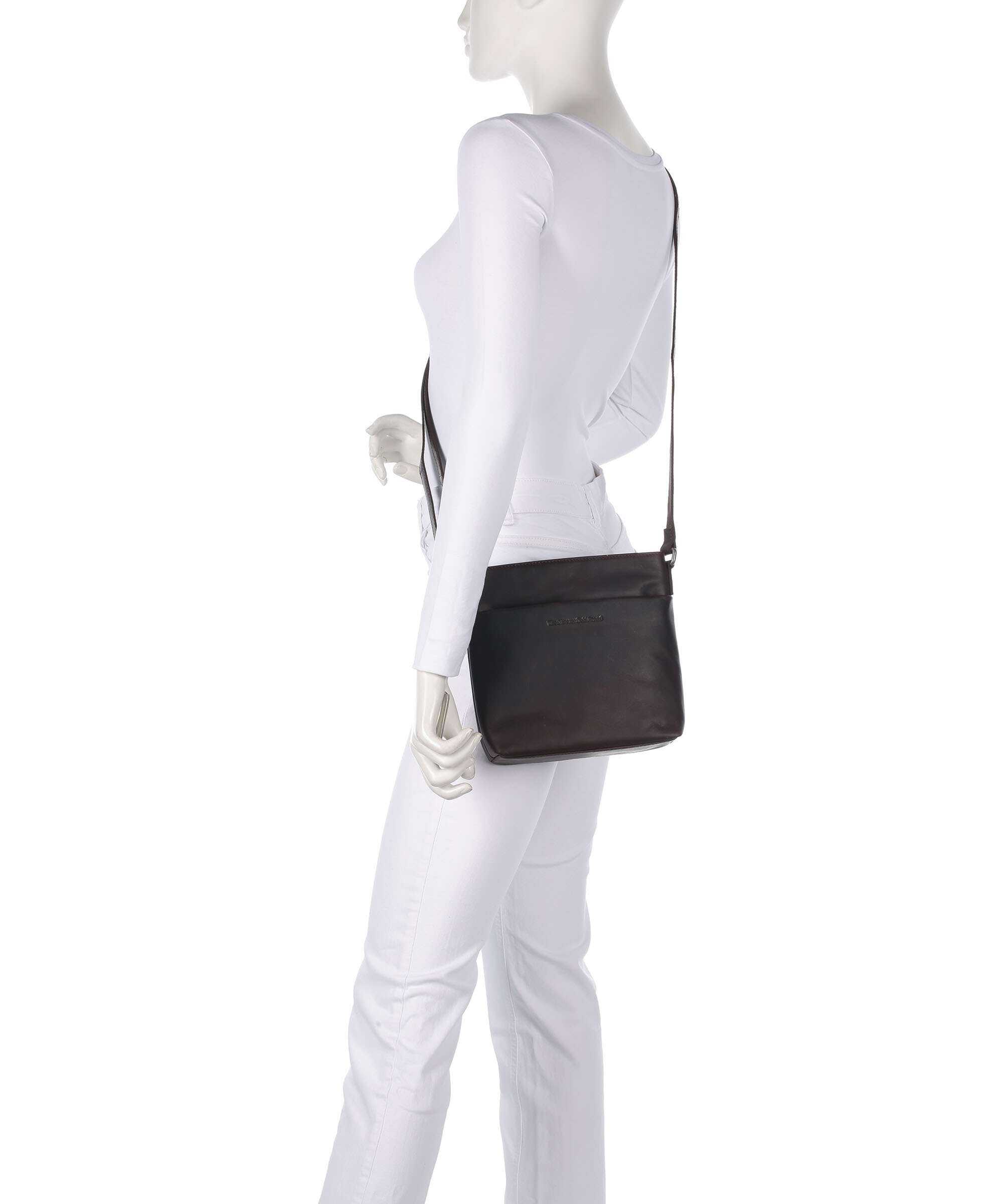The Chesterfield Brand Wax Pull Up Cow Navene Crossbody bag brown