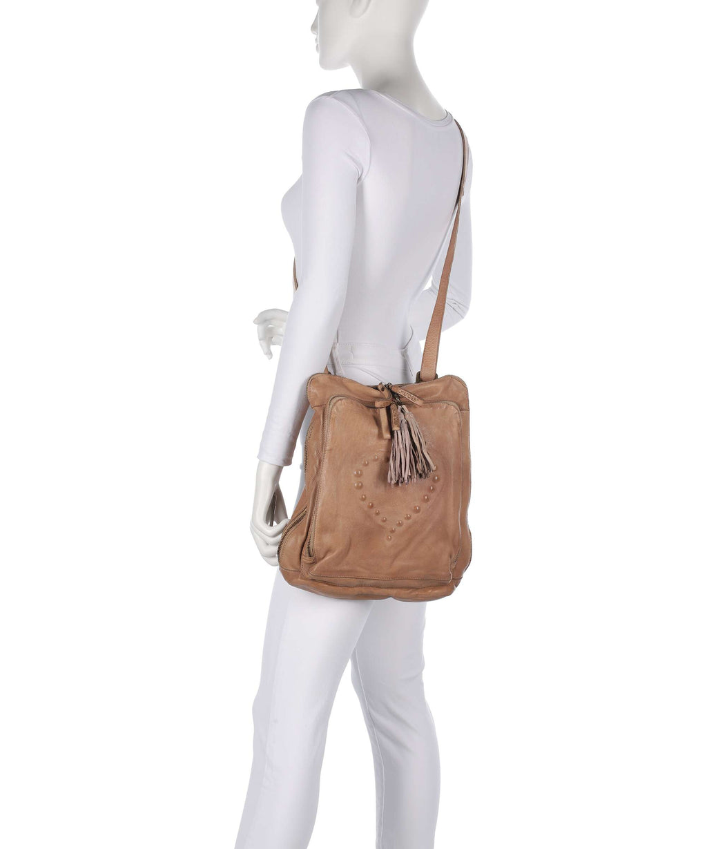 Taschendieb Wien Johnstrasse 2 Backpack bag wuestensand