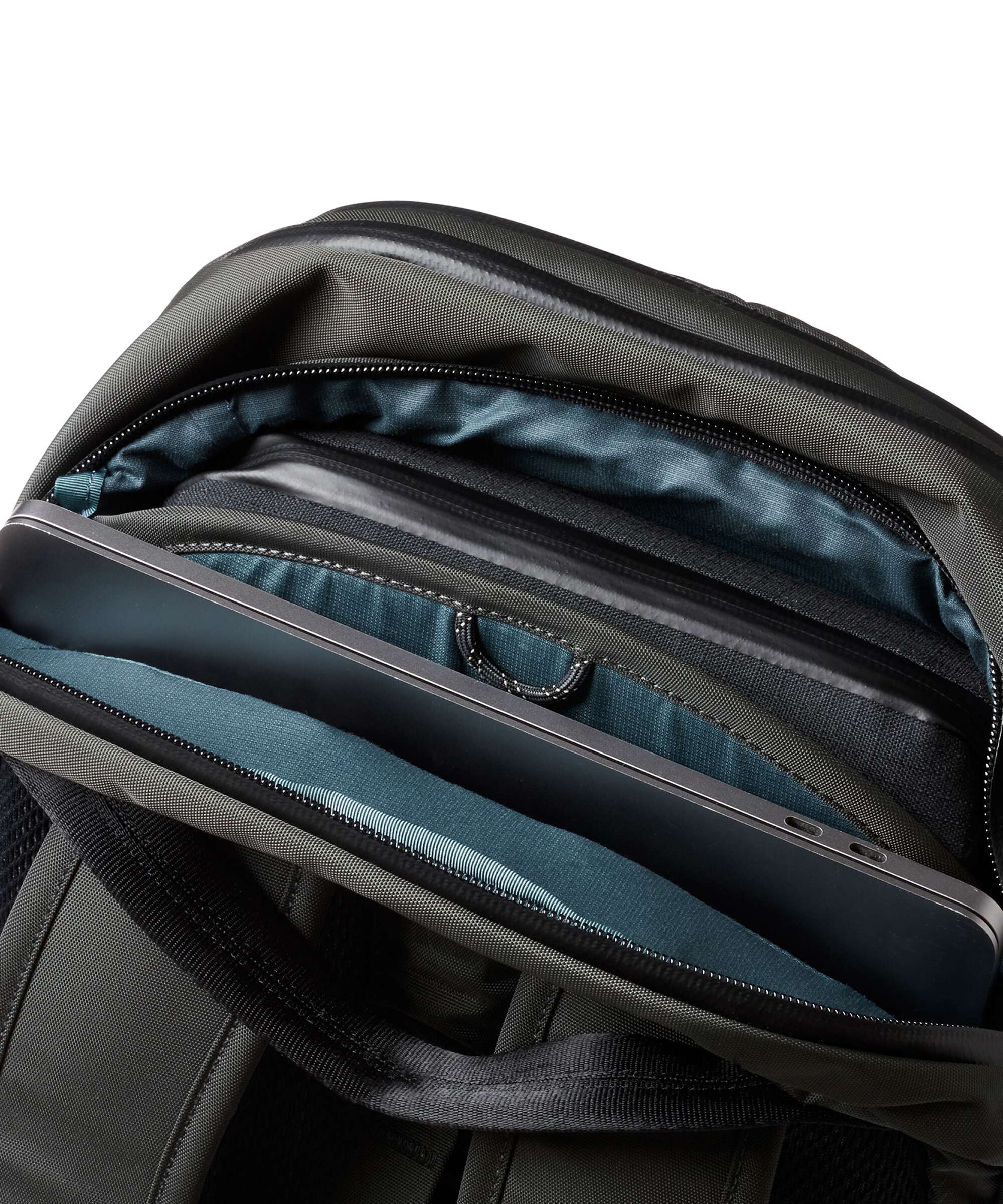 Bellroy Transit 22L Pro Backpack olive