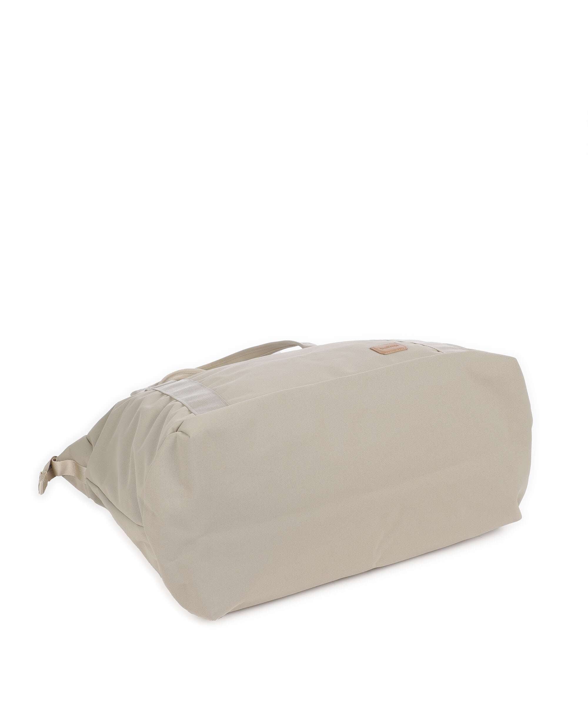 Bellroy Classic Getaway Weekend bag tahini